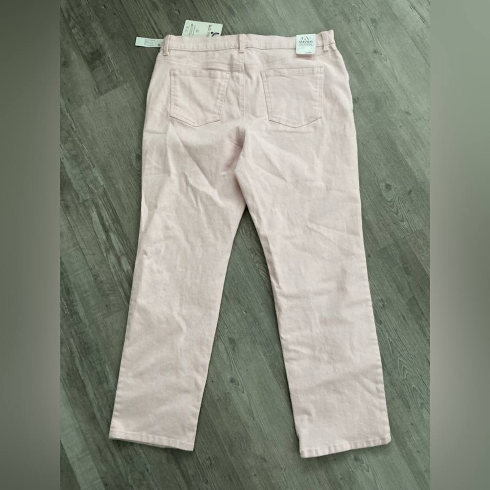 Gloria Vanderbilt Amanda Classic Rise Jeans - Picture 2 of 9